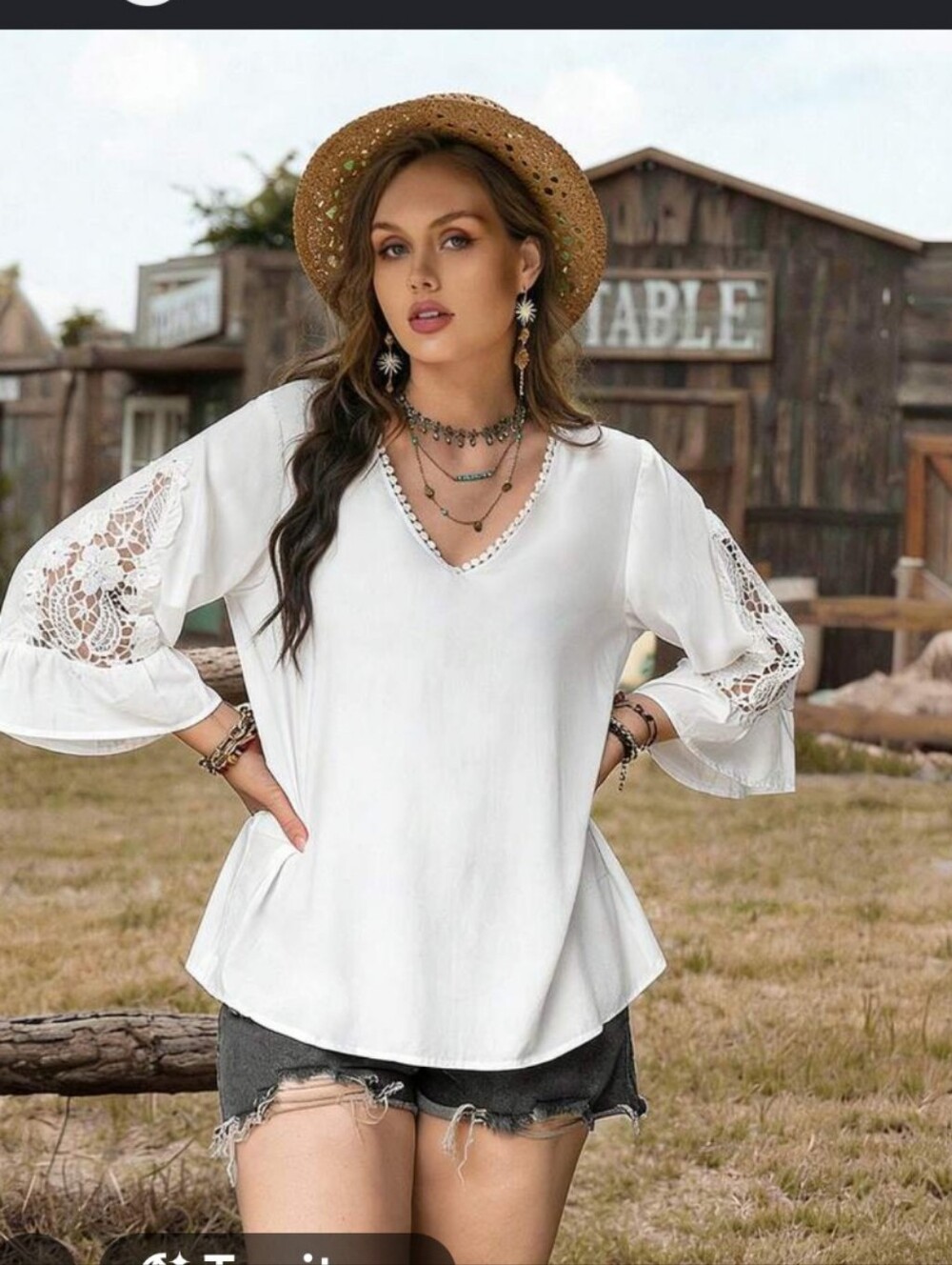 Women's White V-Neck Lace Sleeve Tunic